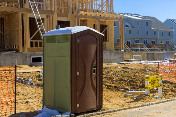 Best Porta potty rental near me  in Emporia, VA