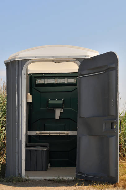 Best Portable toilet rental cost  in Emporia, VA